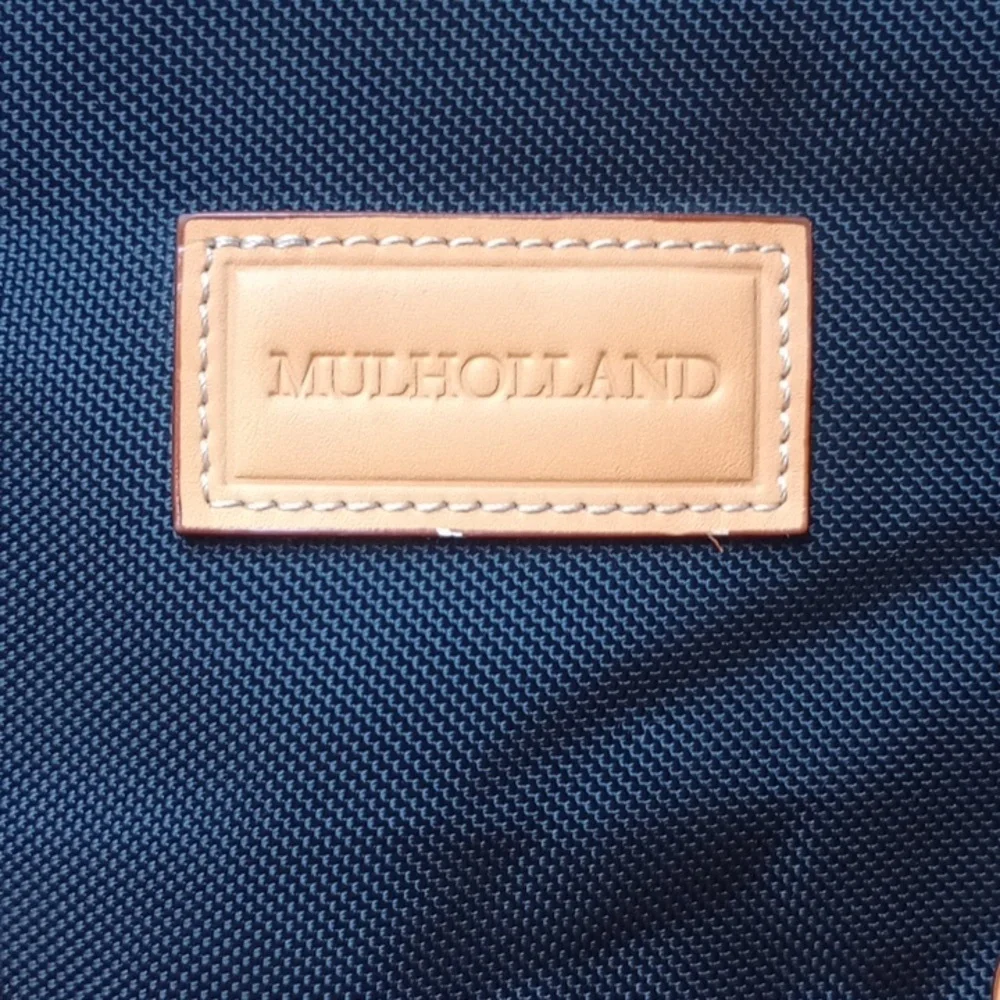 Muleholland Brother's Black and Tan Messenger Bag Multiple Pockets size L